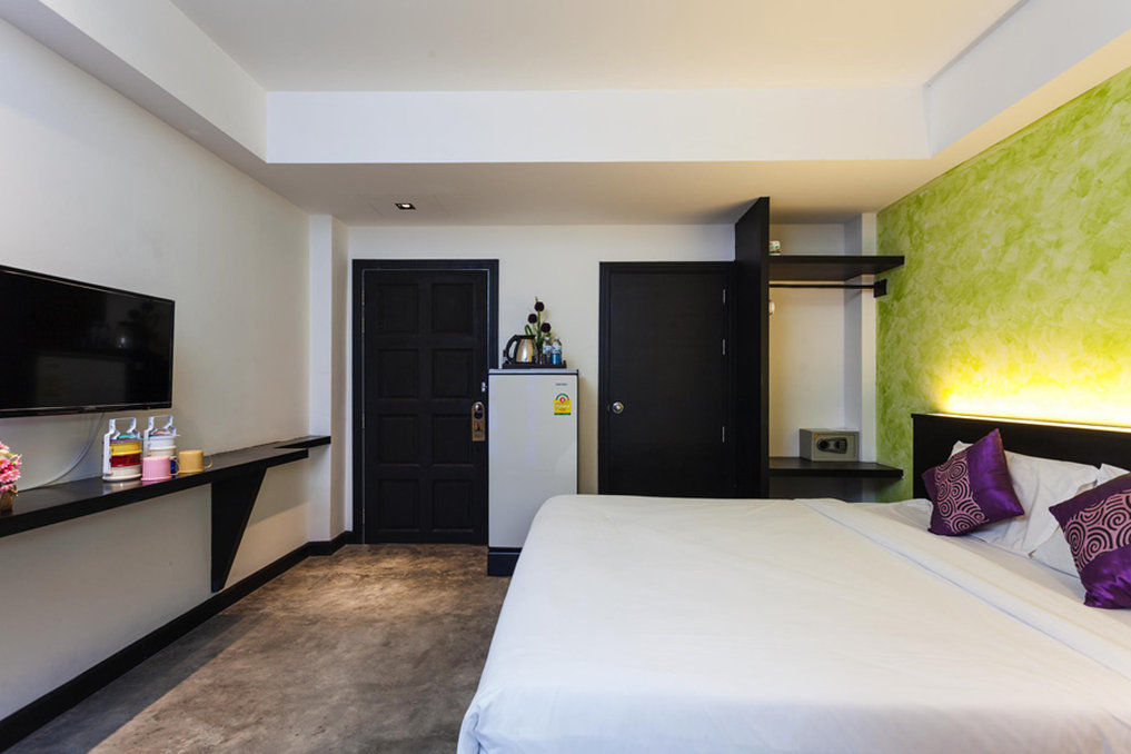 Islanda Boutique Hotel Patong Exteriör bild