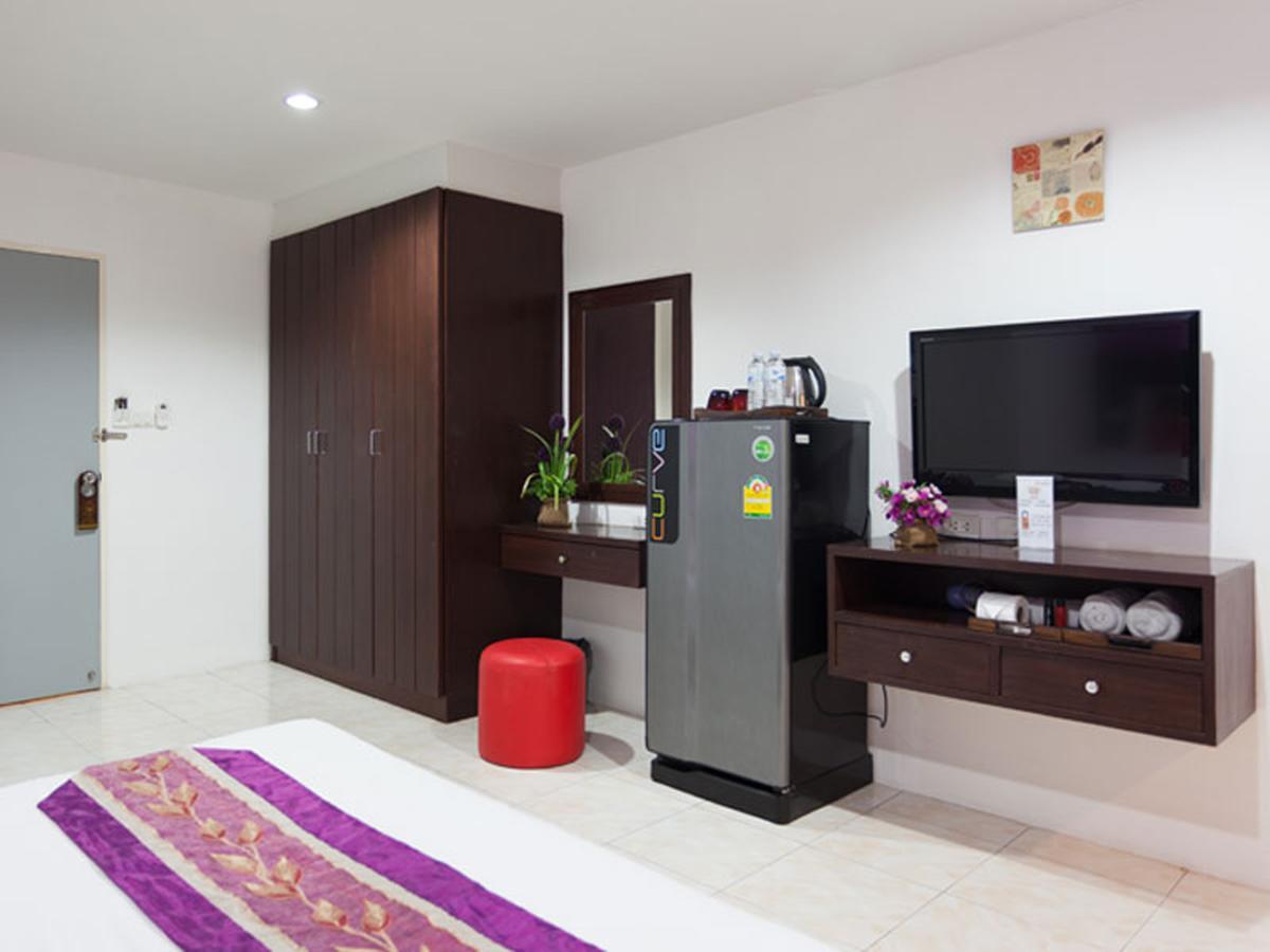 Islanda Boutique Hotel Patong Exteriör bild
