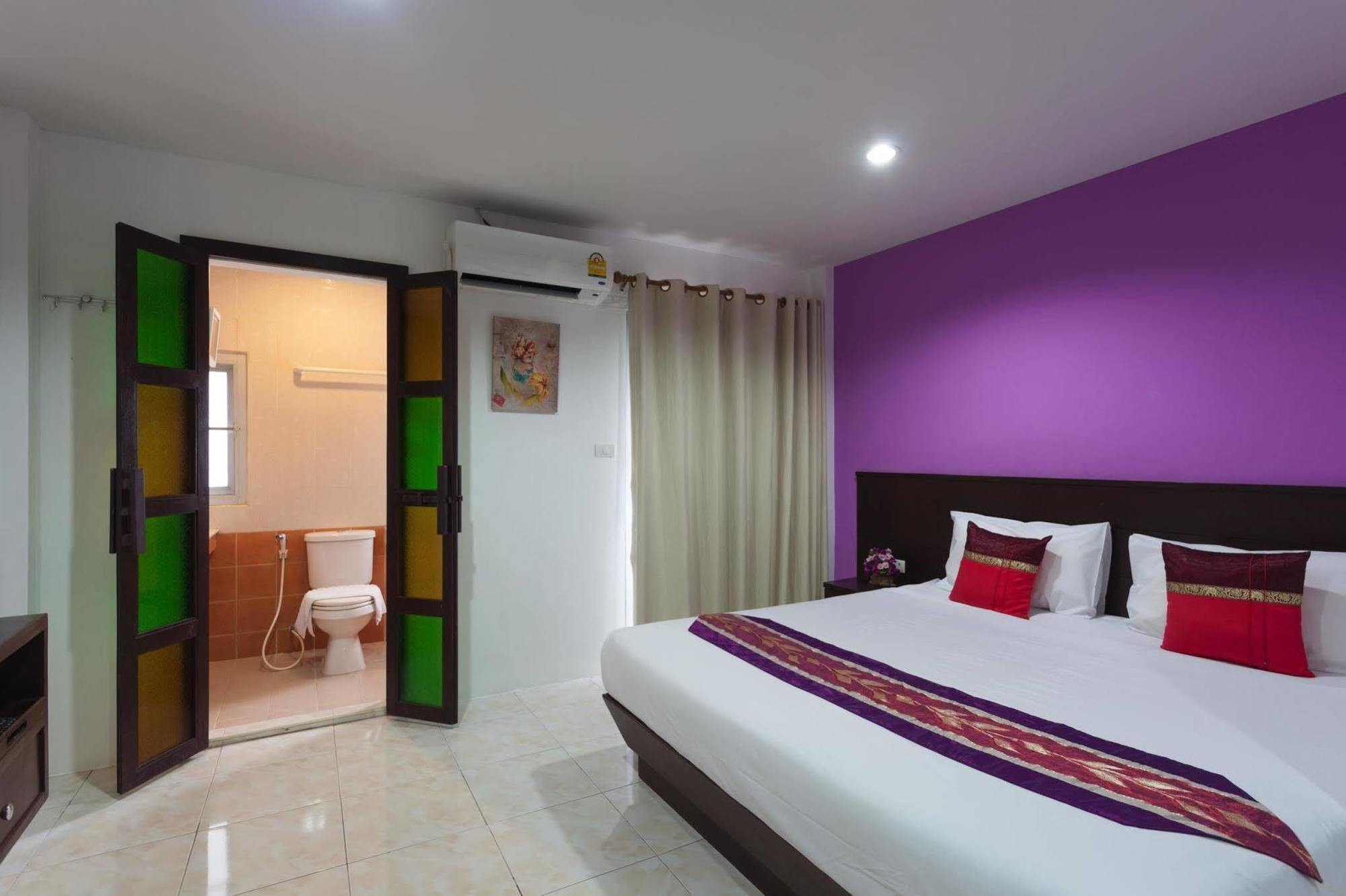 Islanda Boutique Hotel Patong Exteriör bild